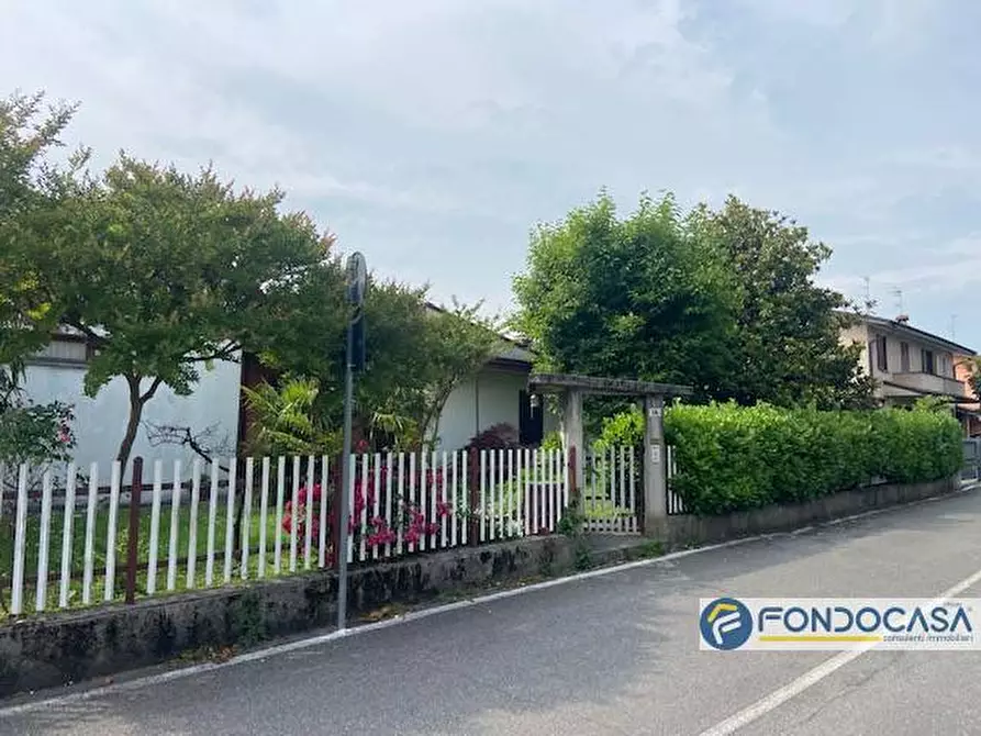 casa indipendente in vendita a Capriolo