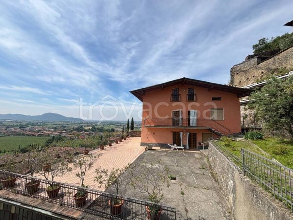 casa indipendente in vendita a Capriolo