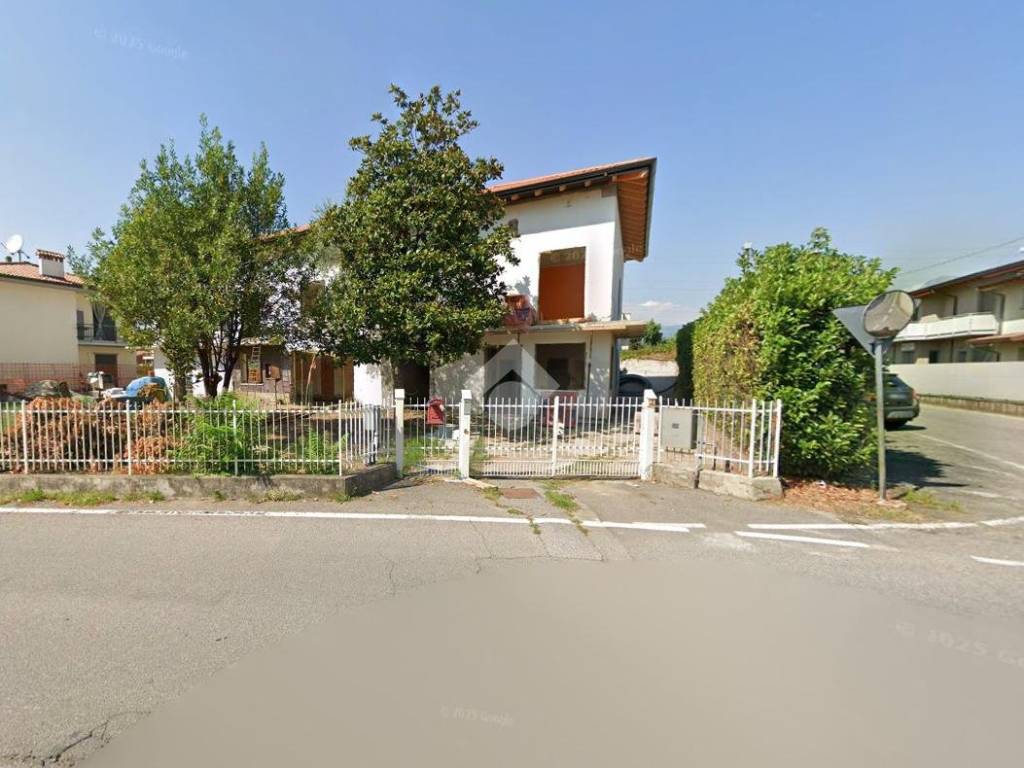 casa indipendente in vendita a Capriolo