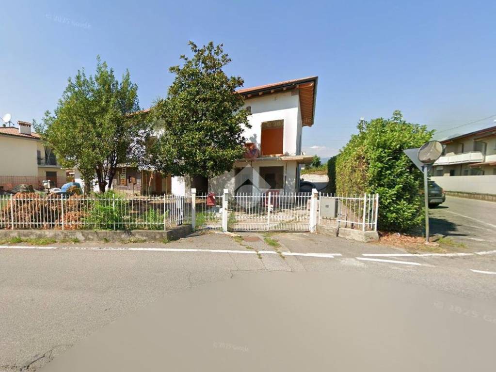 casa indipendente in vendita a Capriolo