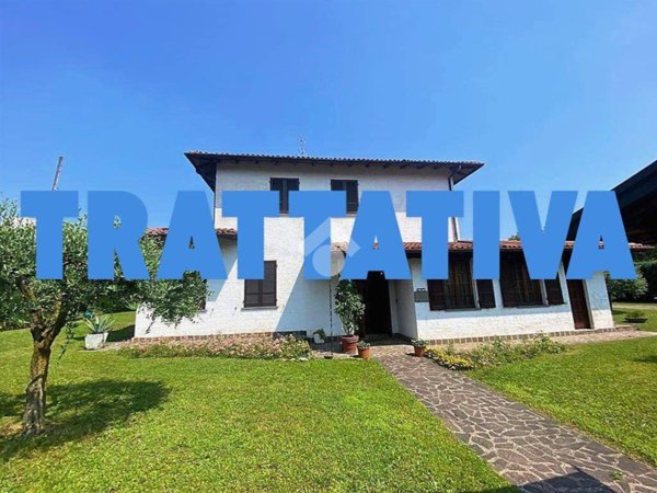 casa indipendente in vendita a Capriolo