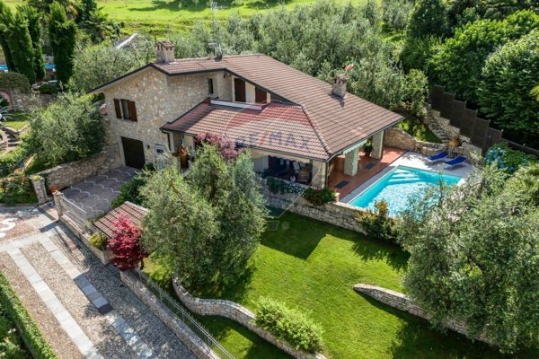casa indipendente in vendita a Capriolo