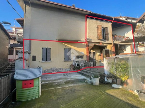casa indipendente in vendita a Capriolo