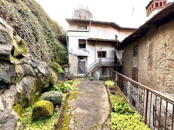 casa semindipendente in vendita a Capriolo
