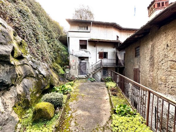casa semindipendente in vendita a Capriolo