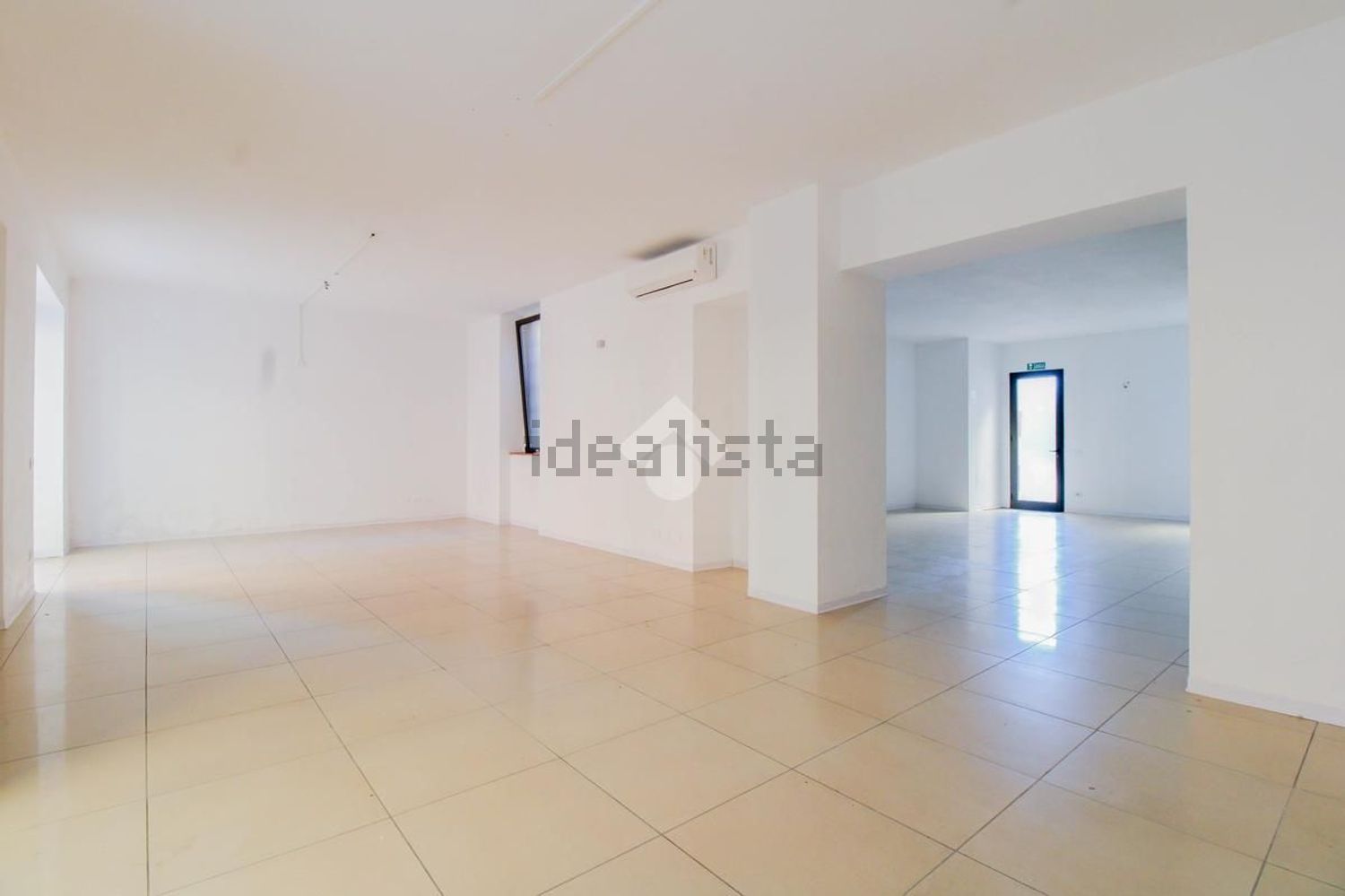 negozio in vendita a Capriolo