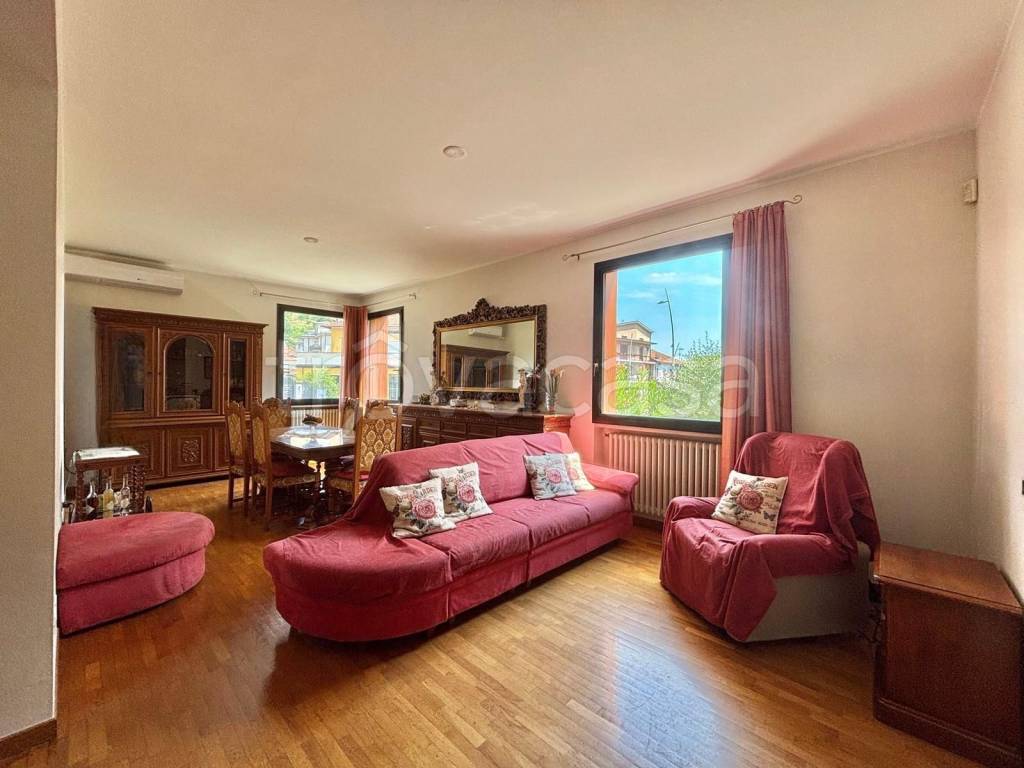 appartamento in vendita a Capriolo