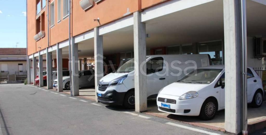 terreno edificabile in vendita a Capriolo