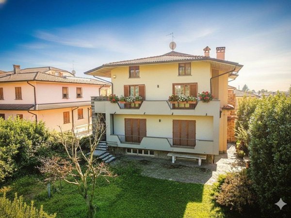 casa indipendente in vendita a Capriolo