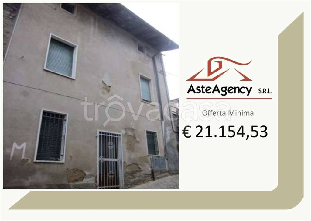 intera palazzina in vendita a Capriolo