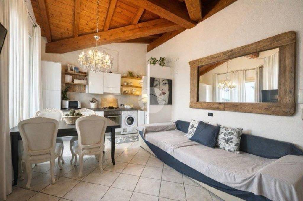 appartamento in vendita a Capriolo