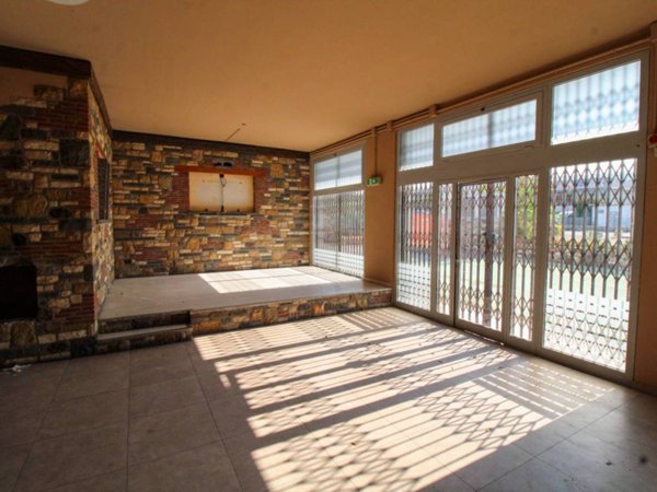 negozio in vendita a Capriolo