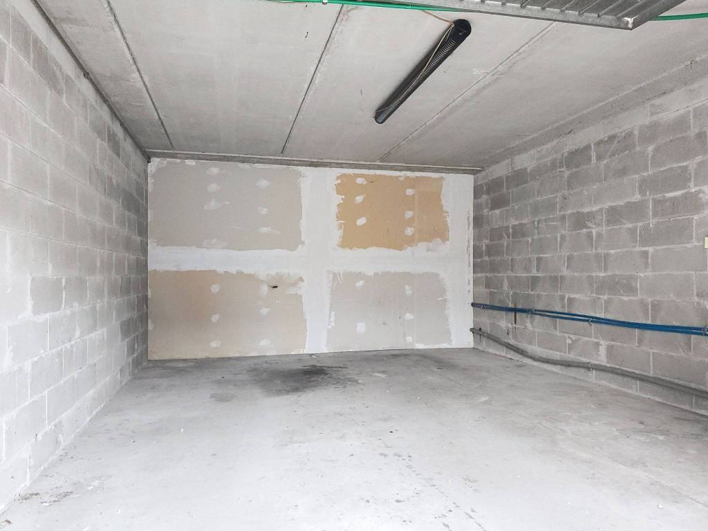 locale di sgombero in vendita a Capriolo