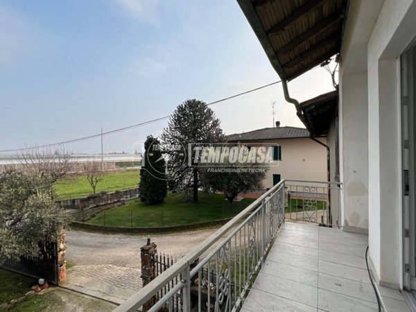 appartamento in vendita a Capriolo