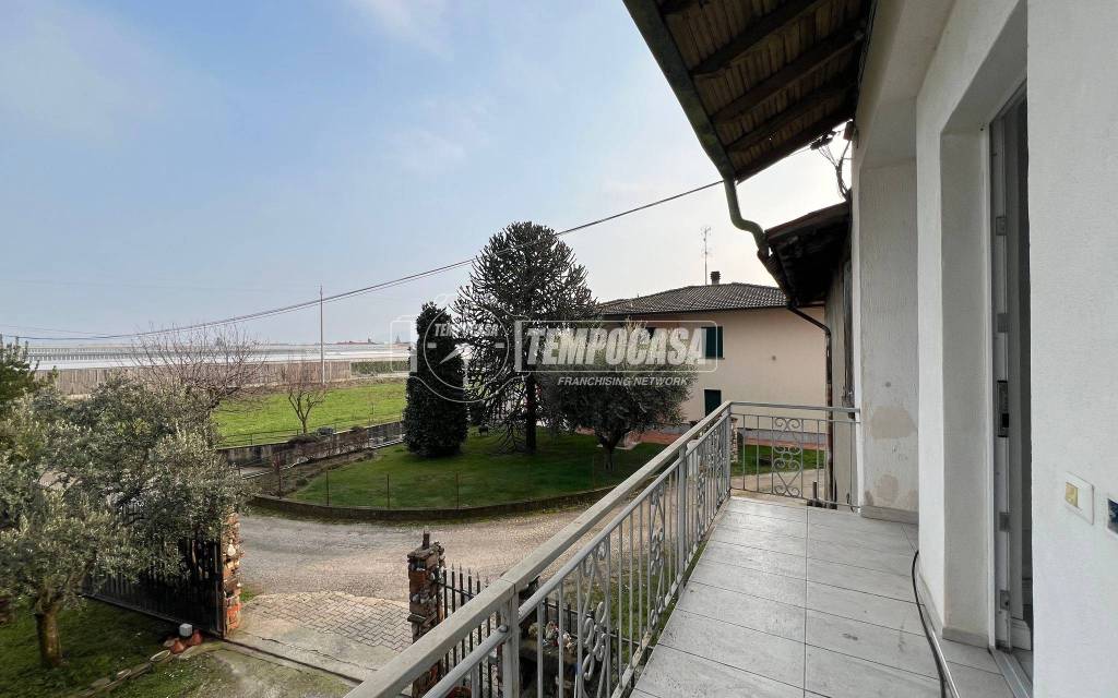 appartamento in vendita a Capriolo
