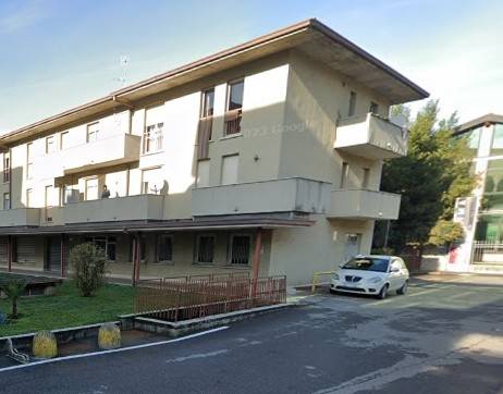 negozio in vendita a Capriolo