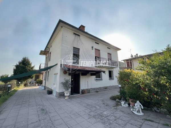 appartamento in vendita a Capriolo