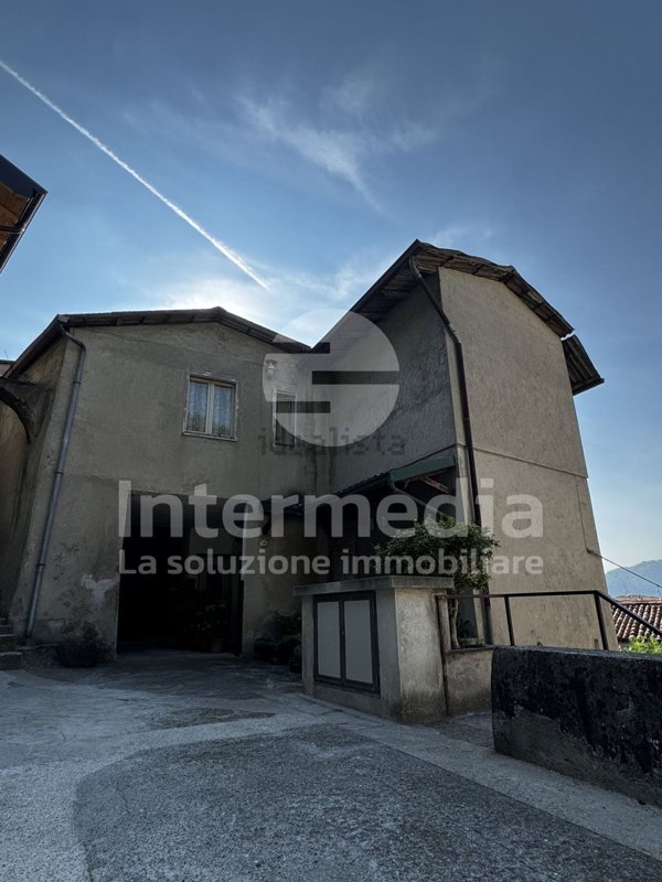 casa indipendente in vendita a Capriolo