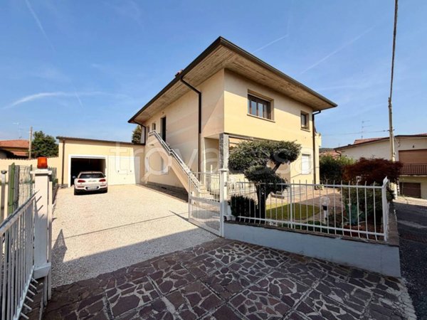 appartamento in vendita a Capriolo