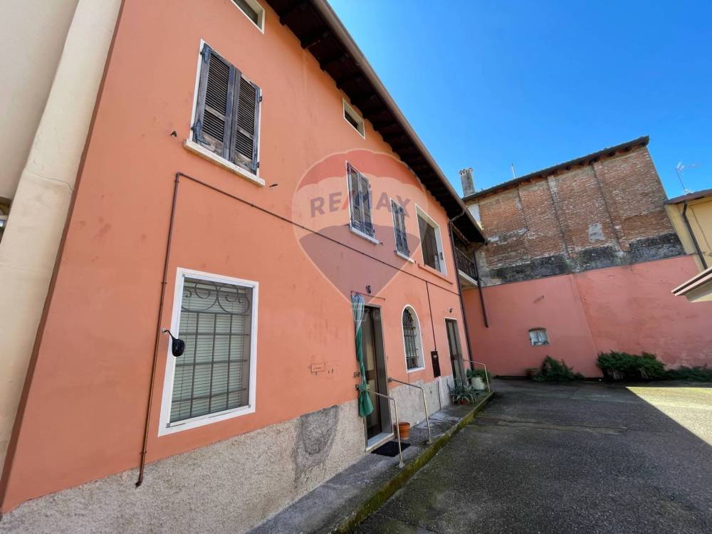 casa indipendente in vendita a Carpenedolo