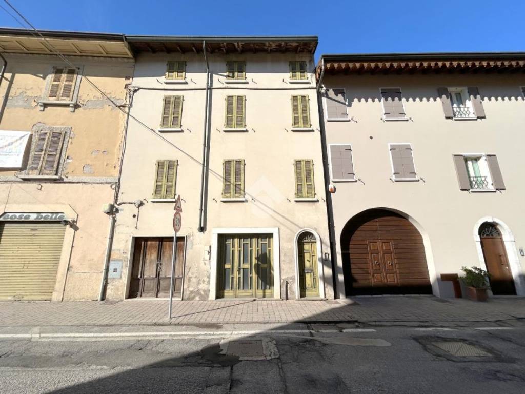casa indipendente in vendita a Carpenedolo in zona Livelli