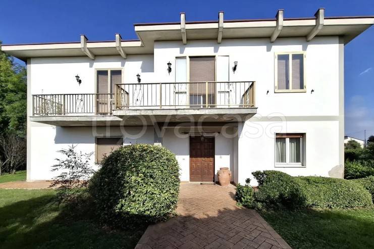 casa indipendente in vendita a Carpenedolo