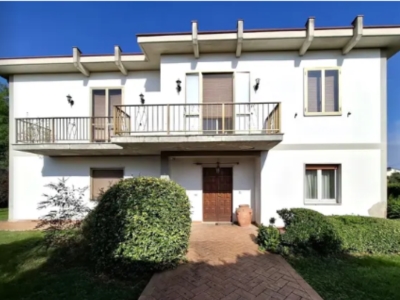 casa indipendente in vendita a Carpenedolo