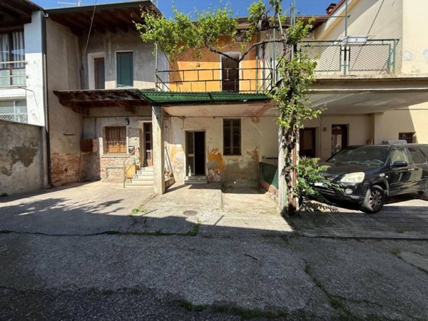 casa indipendente in vendita a Carpenedolo in zona Livelli