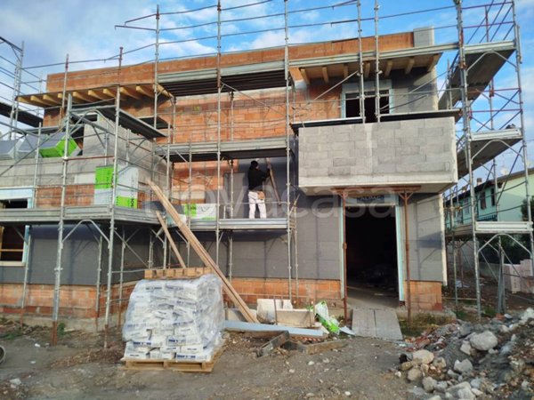 casa indipendente in vendita a Carpenedolo in zona Livelli