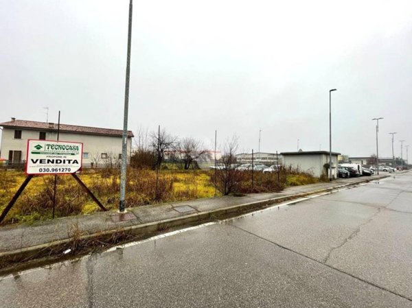 terreno edificabile in vendita a Carpenedolo