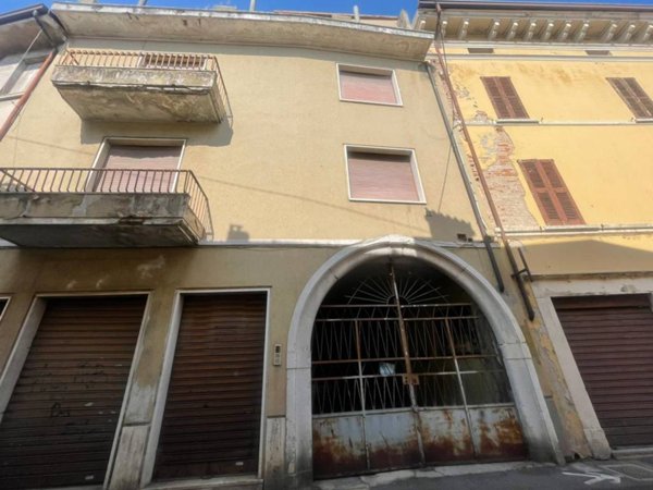 intera palazzina in vendita a Carpenedolo