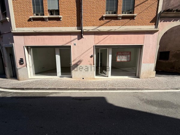 negozio in vendita a Carpenedolo