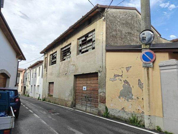 casa indipendente in vendita a Carpenedolo