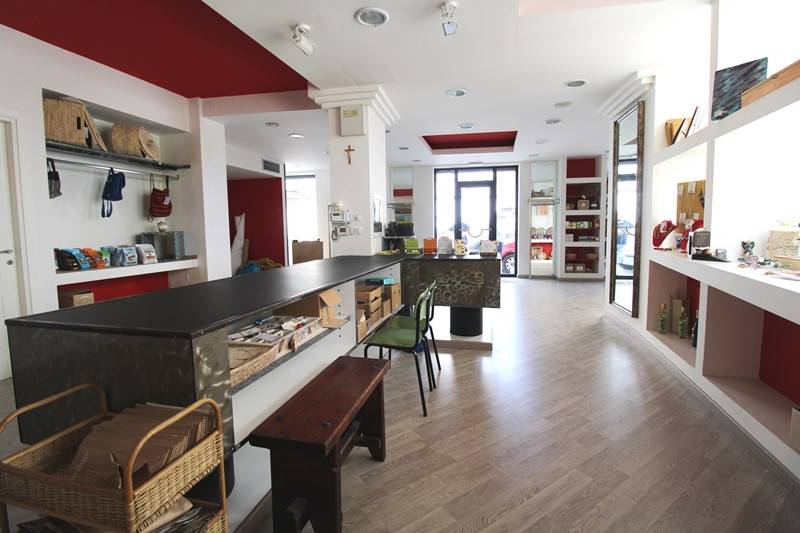 intera palazzina in vendita a Carpenedolo