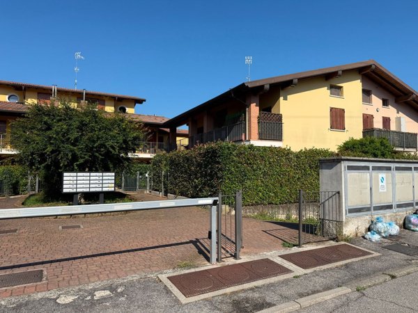appartamento in vendita a Carpenedolo in zona Lametta