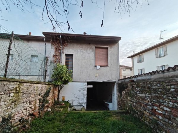 appartamento in vendita a Carpenedolo in zona Lametta