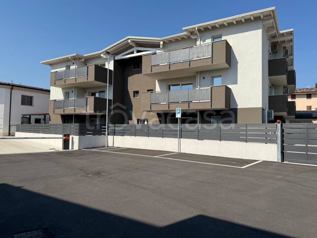 appartamento in vendita a Carpenedolo in zona Lametta