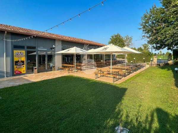 negozio in vendita a Carpenedolo in zona Cornali