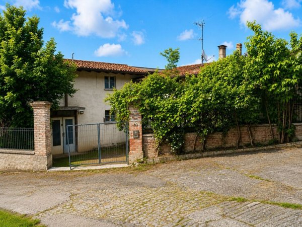 casa indipendente in vendita a Carpenedolo in zona Lametta