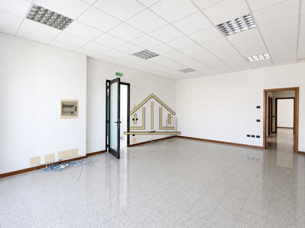 ufficio in vendita a Carpenedolo in zona Lametta