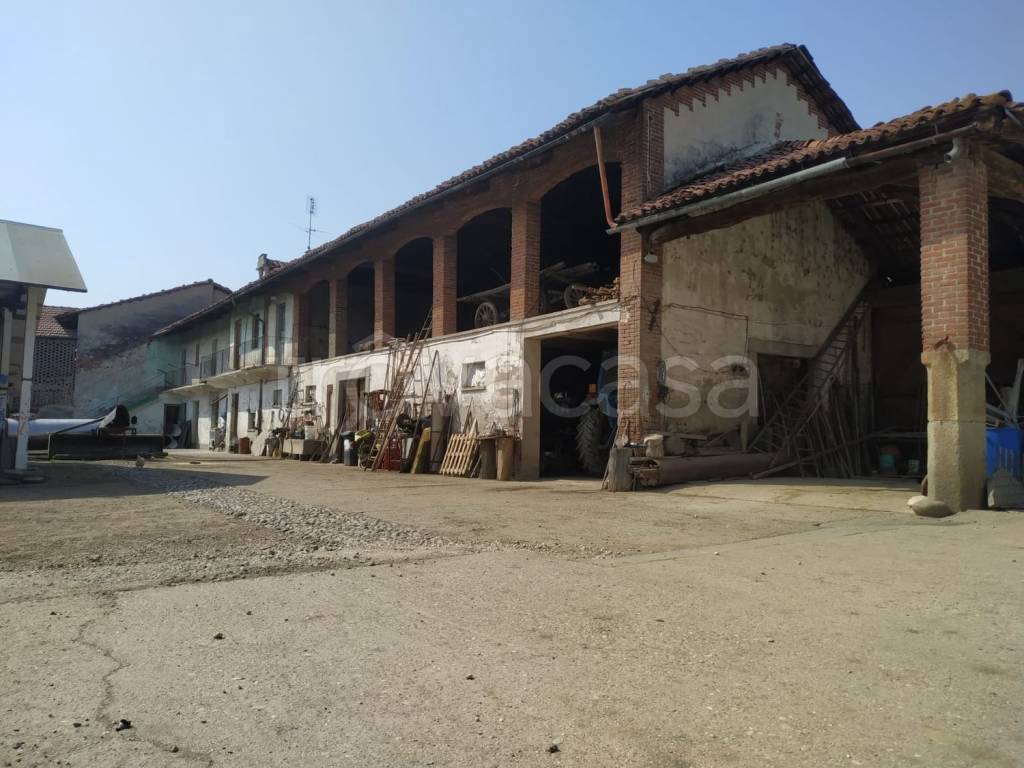 casa indipendente in vendita a Castagnole Piemonte