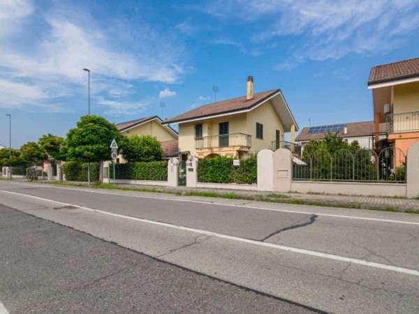 casa indipendente in vendita a Castagnole Piemonte