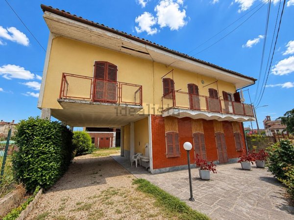 casa indipendente in vendita a Castagnole Piemonte
