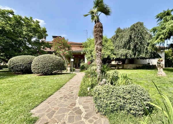 casa indipendente in vendita a Castegnato