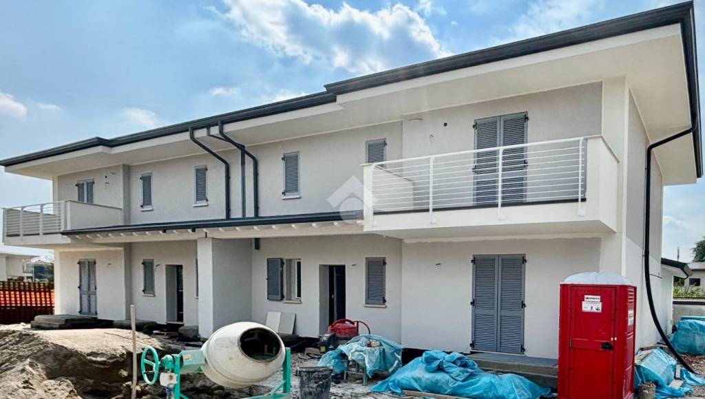 casa indipendente in vendita a Castegnato