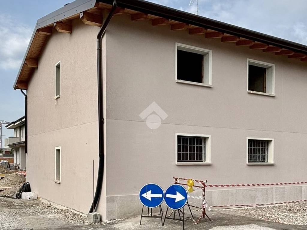 casa indipendente in vendita a Castegnato