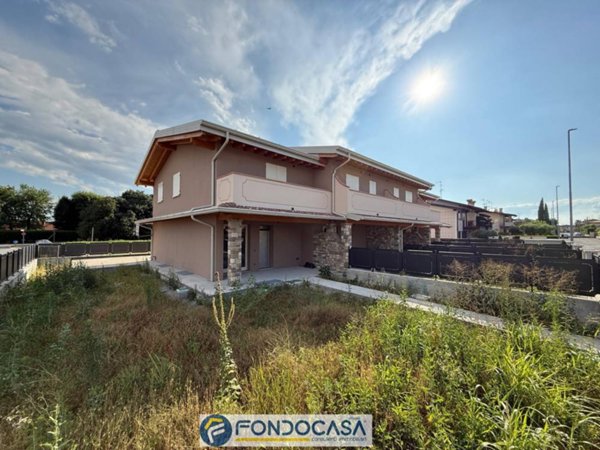 casa indipendente in vendita a Castegnato