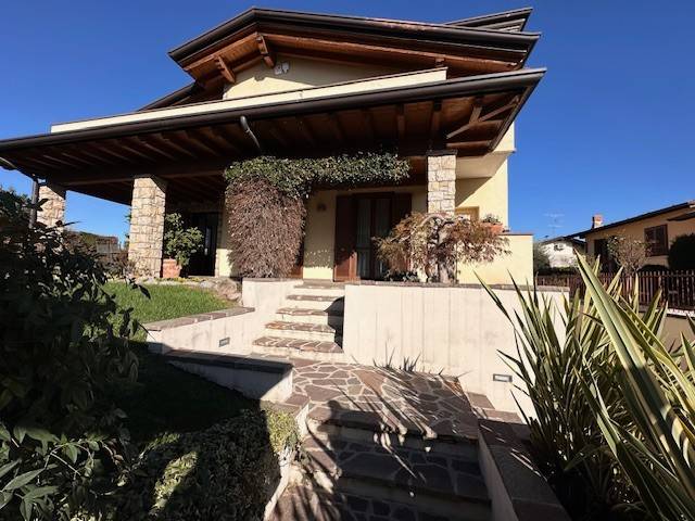 casa indipendente in vendita a Castegnato