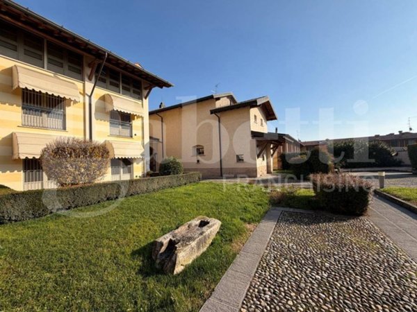 appartamento in vendita a Castegnato