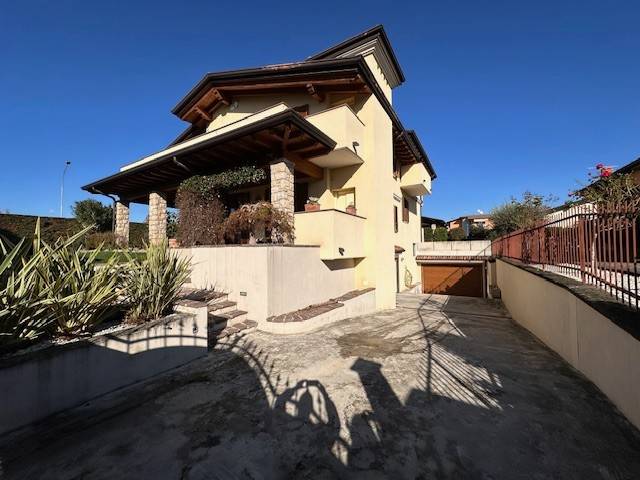 casa indipendente in vendita a Castegnato